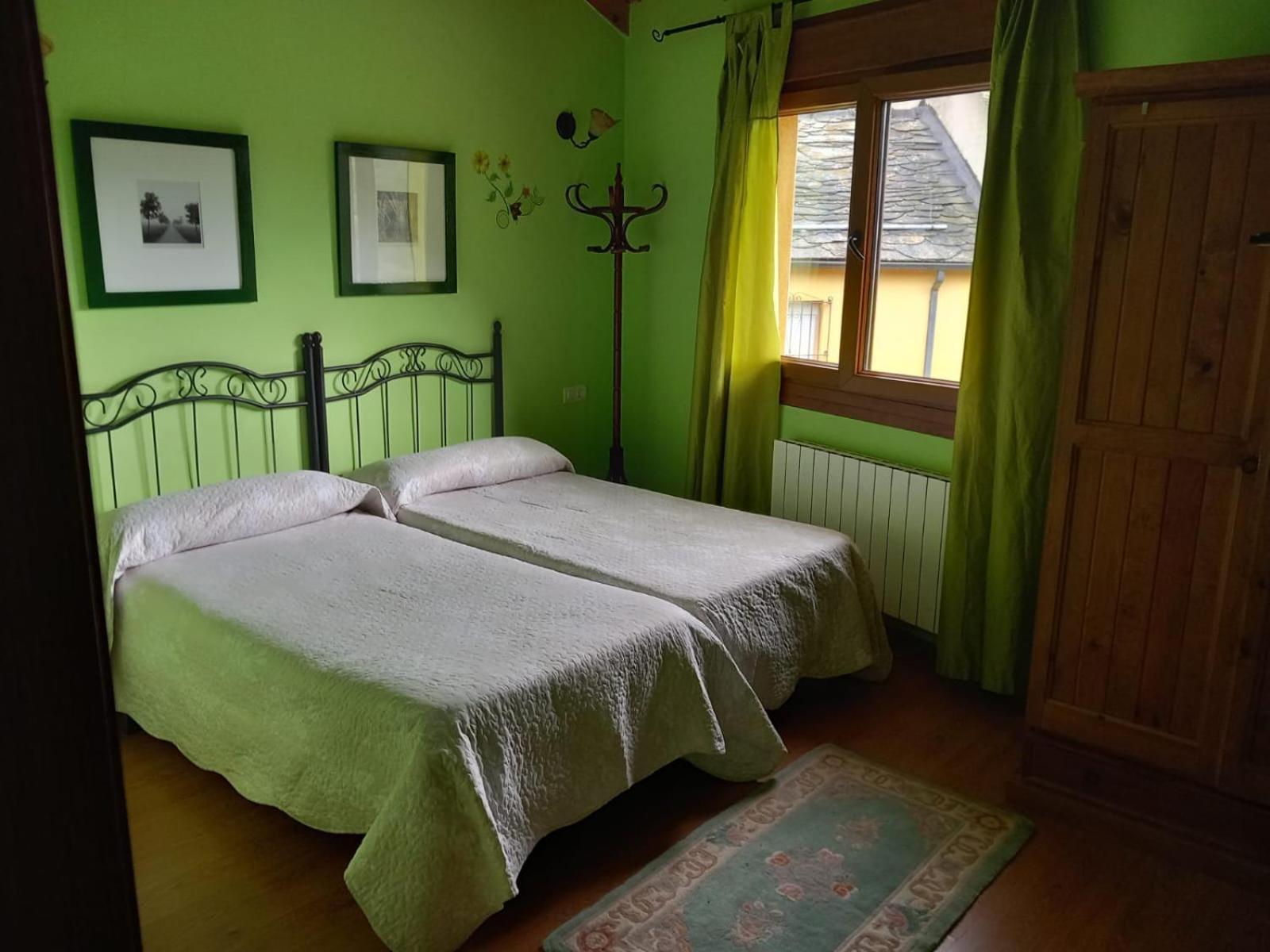 Casa Rural La Fuente Tejedo del Sil المظهر الخارجي الصورة