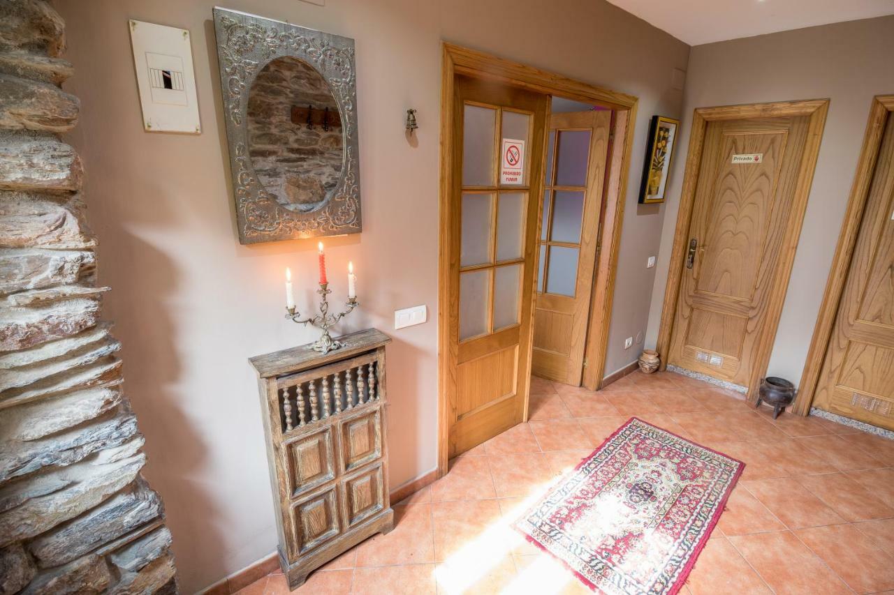 Casa Rural La Fuente Tejedo del Sil المظهر الخارجي الصورة